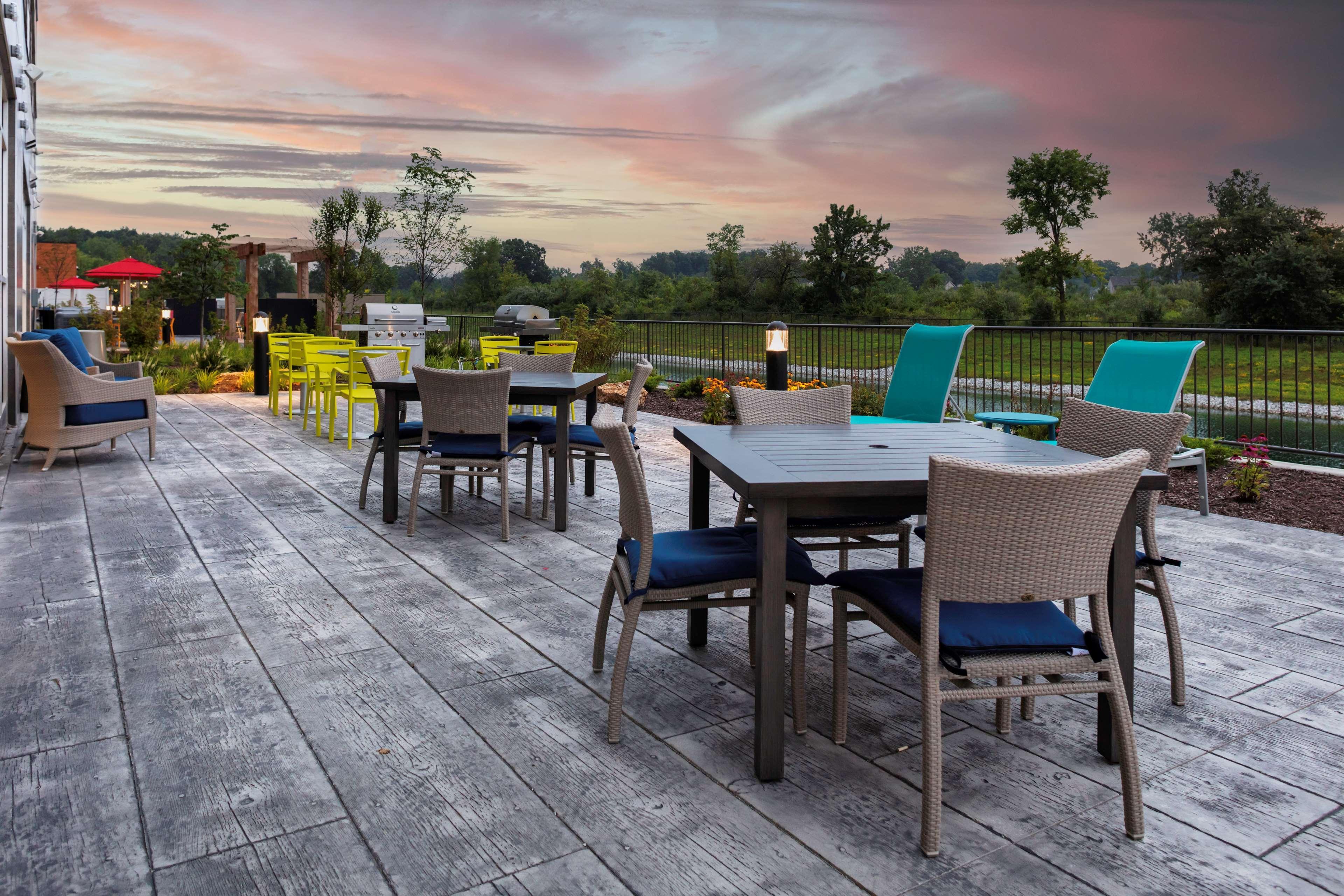 Home2 Suites By Hilton Fort Wayne North Sunnybrook Acres Exterior photo