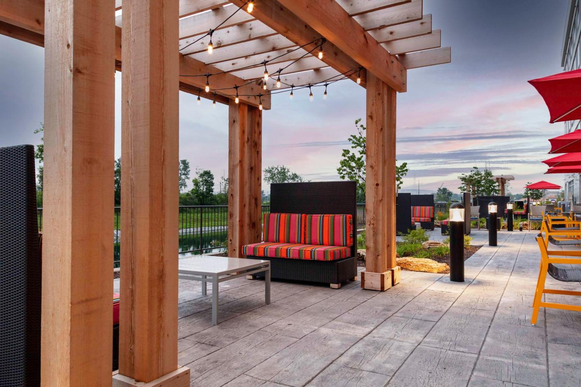 Home2 Suites By Hilton Fort Wayne North Sunnybrook Acres Exterior photo
